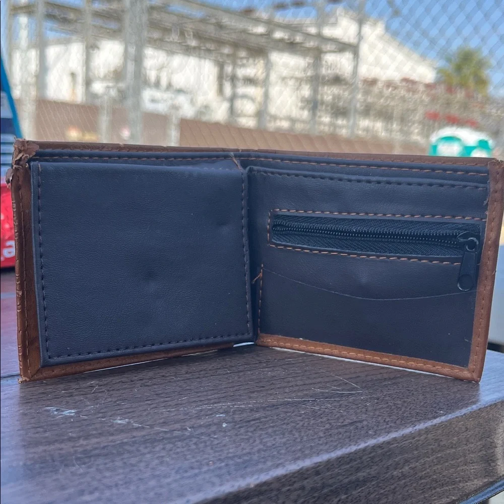 Tommy Hilfiger Embossed Tan Wallet